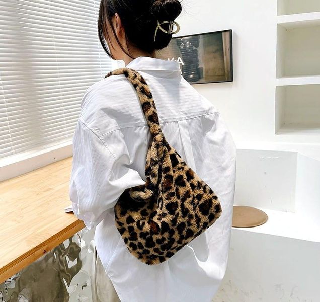 Маленька міська плюшева сумочка на плече пантера 1370 фото
